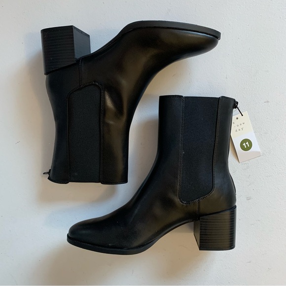 A New Day Black Chunky Block Heel Chelsea Boots Size 11 NWT - Picture 1 of 16
